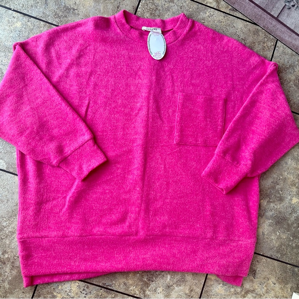 🩷🩷Beautiful woman’s sweater!🩷🩷